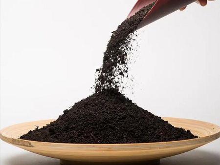 雞糞發(fā)酵有機肥